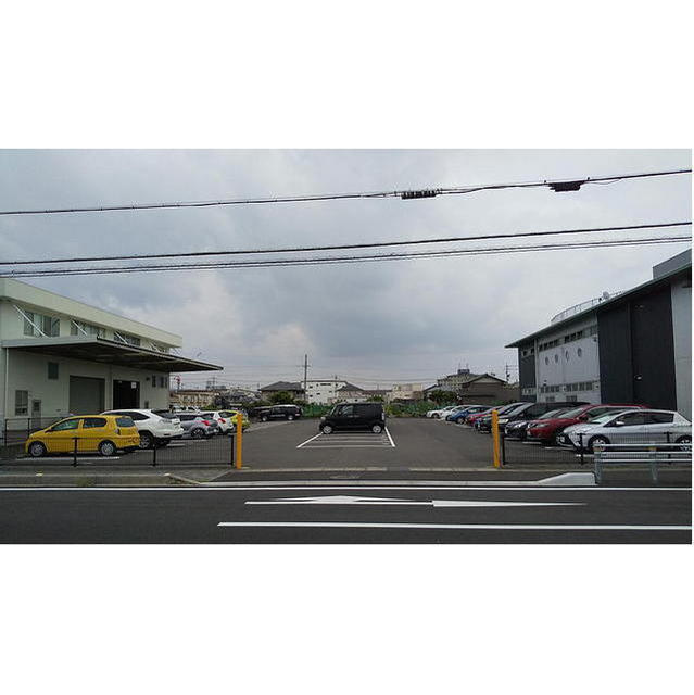 岐阜市薮田南４丁目の駐車場の駐車場