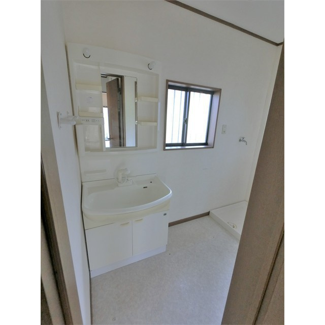 羽島市福寿町間島の一戸建ての洗面所