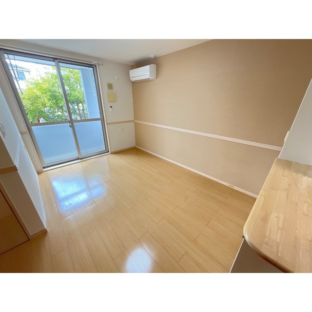 ＲＥＡ　愛の居間・リビング