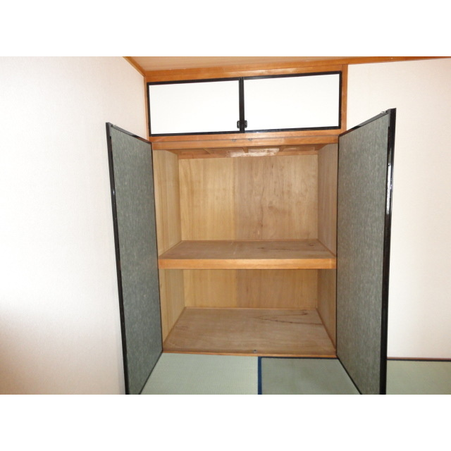 コーポ堀江（西鶉）の収納|収納