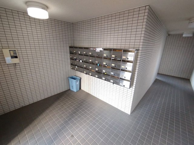 レオパレスパルコートＡのその他|集合ポスト