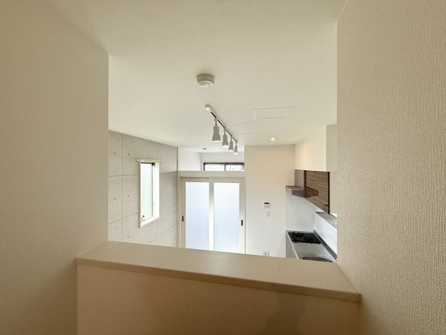 MAISON SOLEILの収納|ロフトからリビングが覗けます