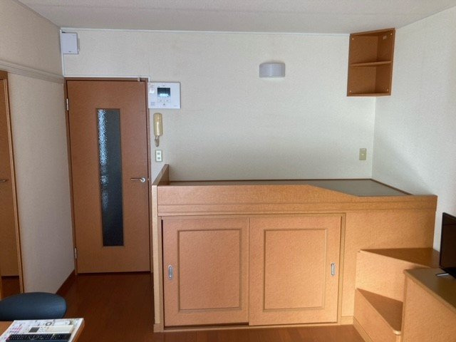 レオパレスいずみの居間・リビング