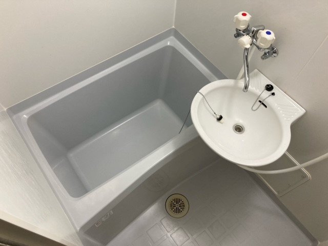 レオパレスいずみの浴室