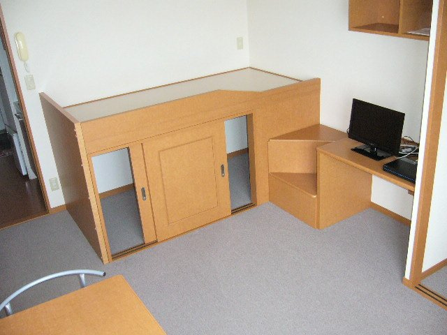 レオパレスＳｕｒｆ　Ｒｉｄｅｒのその他|収納付きベット