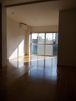 【居間・リビング】 | 岩本ハイツ