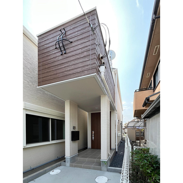 ファミーユ竹ノ塚の外観