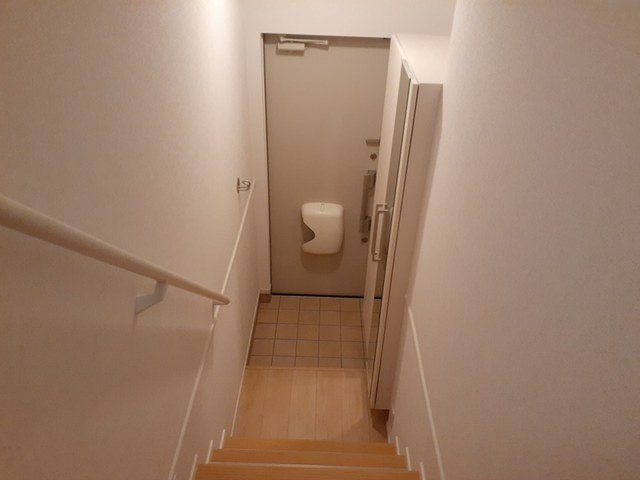 シャルムの玄関