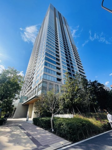 白金ザ・スカイ東棟