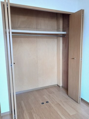 ソレアード立川Ⅰの収納|こまごまとしたものを収納できそうですね