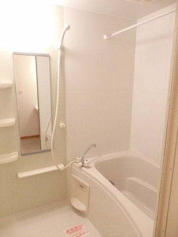 フォレストサイド７番館の浴室|日々の暮らしに欠かせないお風呂です