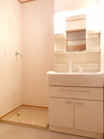 フォレストサイド７番館の洗面所|洗面所です