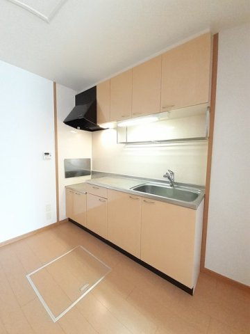 クラール・Ｙのキッチン|コンパクトなキッチンで掃除もラクラク