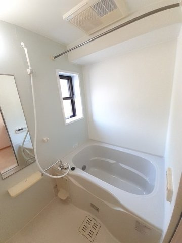 クラール・Ｙの浴室|きれいなお風呂です