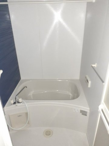 若葉Ｃの浴室|コンパクトで使いやすいお風呂です