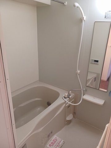 グランツ・フジの浴室|コンパクトで使いやすいお風呂です