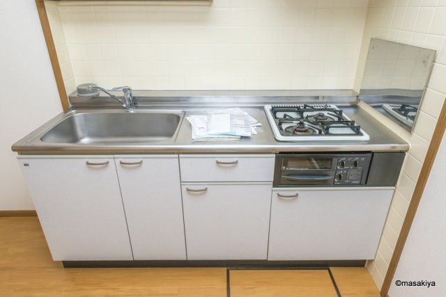 セピアコート若穂のキッチン|キッチン　ビルトインコンロ付
室内写真は同じ建物内の2DKタイプの物です。参考にご覧下さい