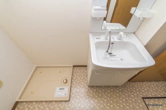 セピアコート若穂の洗面所|洗面・脱衣　シャンプードレッサー付き。
室内写真は同じ建物内の2DKタイプの物です。参考にご覧下さい