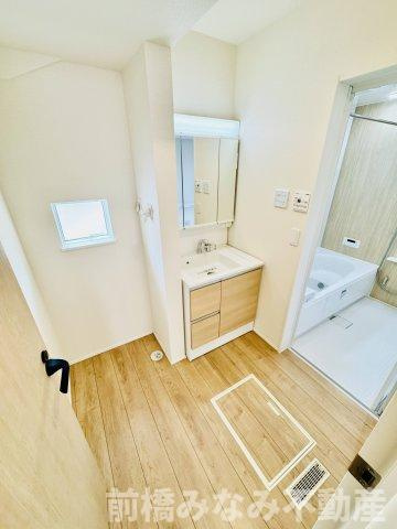 高崎市新保田中町24-1期　３号棟(全３棟)　リナージュ　新築建売分譲の独立洗面台|独立洗面台、朝の身支度には欠かせません