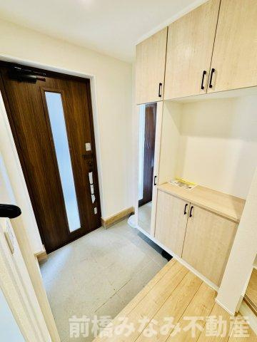 高崎市新保田中町24-1期　３号棟(全３棟)　リナージュ　新築建売分譲の玄関|シンプルで使いやすい玄関です