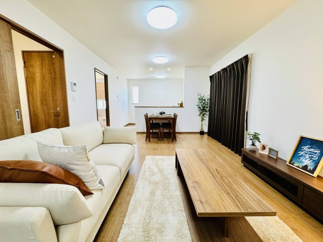 前橋市表町2期　限定1棟　ハートフルタウン　新築建売の居間・リビング