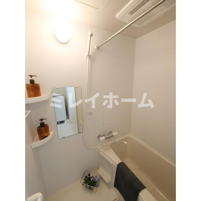 ラクラス中延の浴室