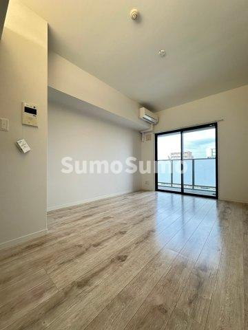 Volare HAKATAの居間・リビング