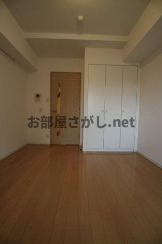 プラウドフラット早稲田の居間・リビング|ゆったり過ごせるリビングです