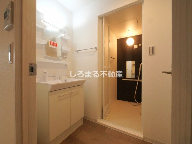 ＳＯＬＡＳＩＡ　ｒｅｓｉｄｅｎｃｅ九条の洗面所