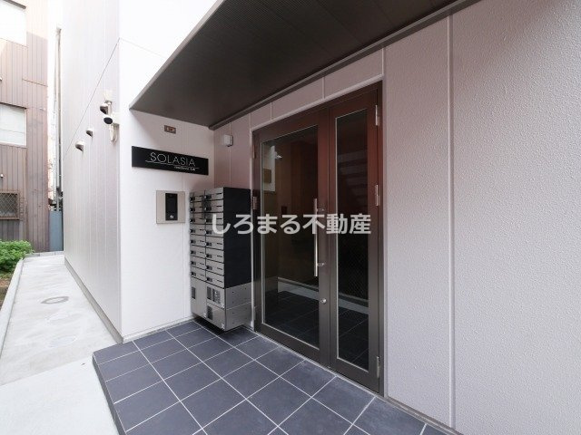 ＳＯＬＡＳＩＡ　ｒｅｓｉｄｅｎｃｅ九条のエントランス