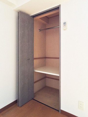 ロイヤル神屋の収納