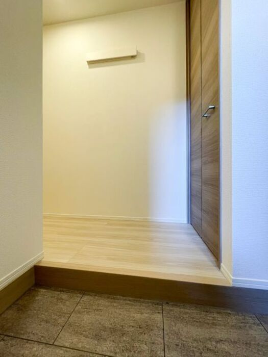 ディーアヴニールの玄関