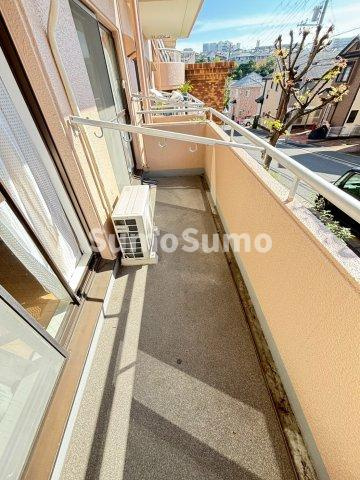 明石市朝霧北町のアパートのバルコニー|バルコニーからの眺めを楽しみながら食事をしませんか