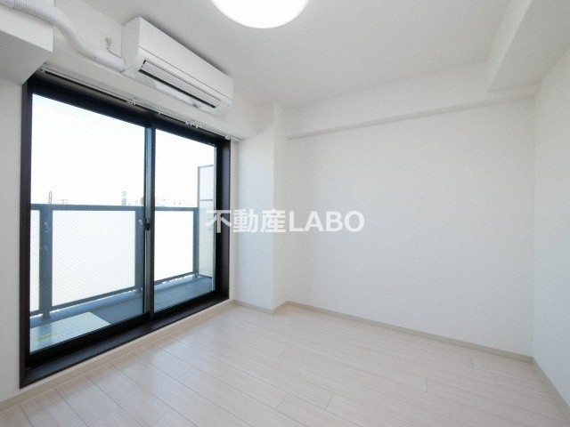 オズレジデンス今里NORTHの居間・リビング