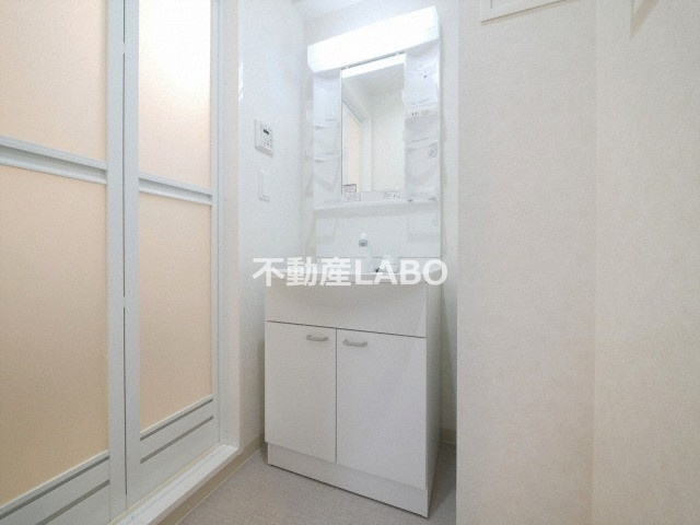 オズレジデンス今里NORTHの洗面所