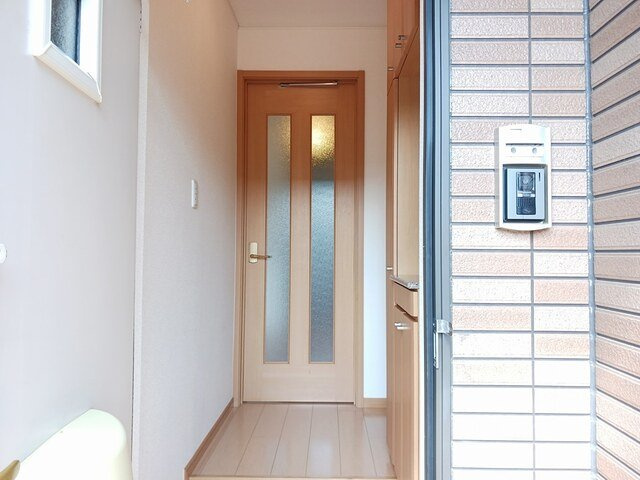 グランドソレイユⅡの玄関|シンプルで使いやすい玄関です
