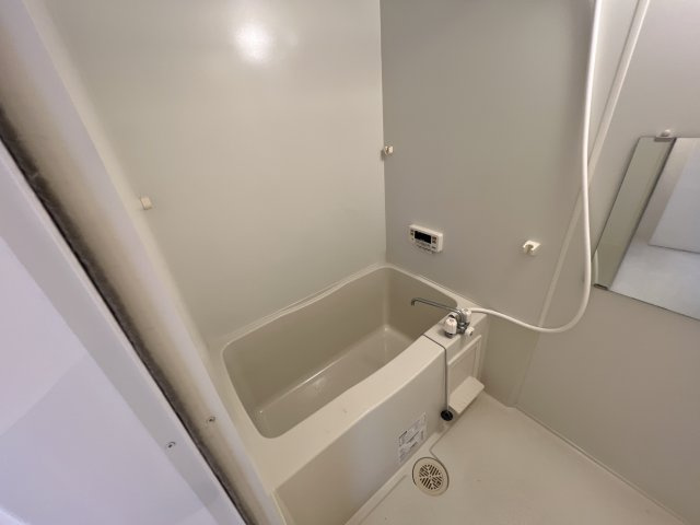 ウエストサイドスクエアの浴室