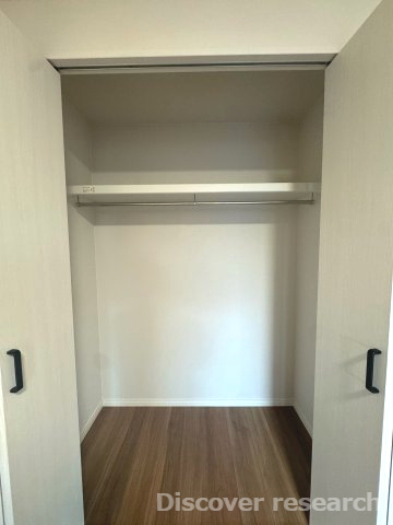 サンクレイドル西東京ウインフォートの収納|【クローゼット】
大容量のクローゼットで洋服以外にも大きめの荷物でも収納できそうです。