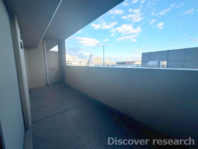 サンクレイドル西東京ウインフォートのバルコニー|【バルコニー（11.52㎡）】
南東向き３階部分のバルコニーにつき陽当たり・通風良好です◎