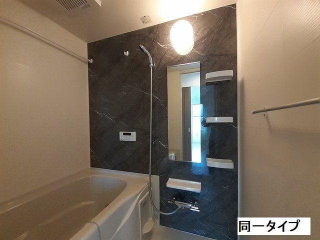 シャルム　アシュリーの浴室