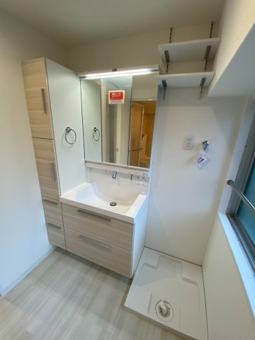 富士見フラワーハイホームの独立洗面台|独立洗面台です