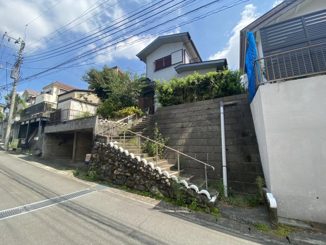 川崎市宮前区野川本町　中古戸建の外観|落ち着いた雰囲気の外観です