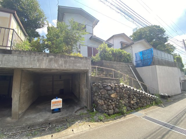 川崎市宮前区野川本町　中古戸建の外観|外観もきれいです