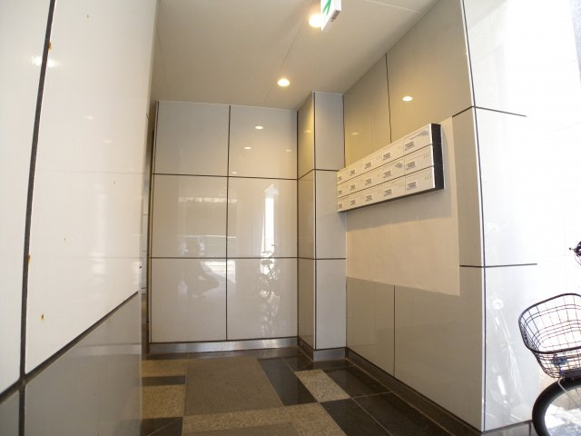 アバントコート明石のエントランス|アバントコート明石