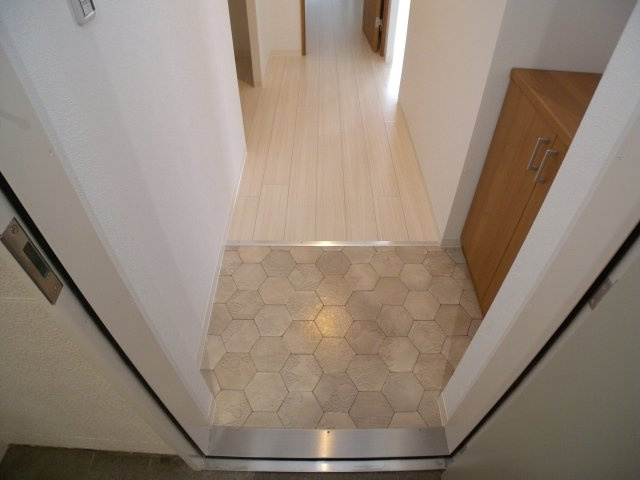 アバントコート明石の玄関|アバントコート明石