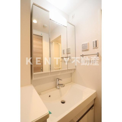 【洗面所】 | アストリア | スペースが確保できる洗面所です