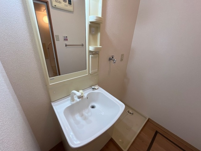 メゾンドコンフォース　Ⅰの洗面所|広い洗面スペースです★