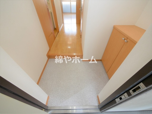 ラシーヌ玉造の玄関|玄関です