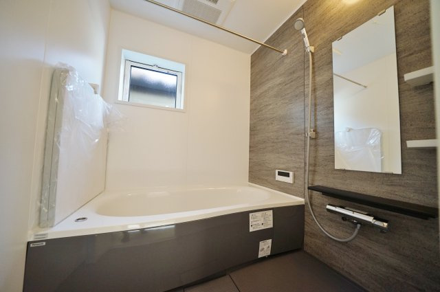 【横浜市瀬谷区東野82-2新築戸建て】★仲介手数料無料★（二つ橋小学校・東野中学校）の浴室