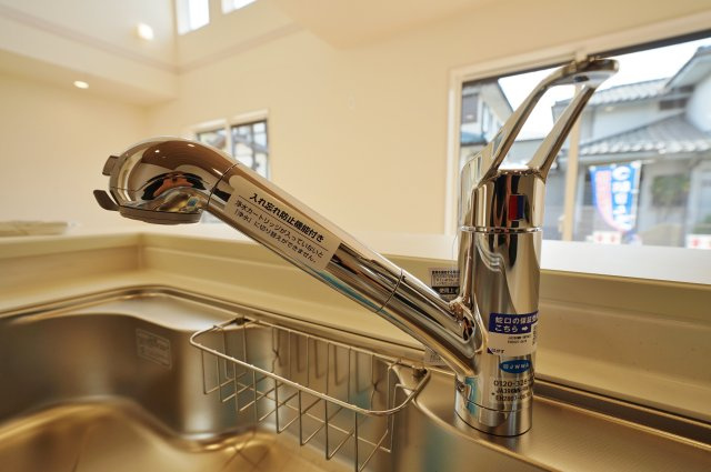 【横浜市瀬谷区東野82-2新築戸建て】★仲介手数料無料★（二つ橋小学校・東野中学校）のキッチン